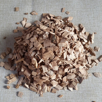 Apple BBQ Wood Chips – 250–450g Fruitwood Smoking Chips for Grilling & BBQ.