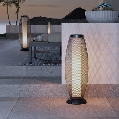 Solar Outdoor Floor Lamp – LED Flickering Lantern with Metal Wire Shade, Weather-Resistant